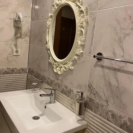 Bueyuek Levent * Стамбул