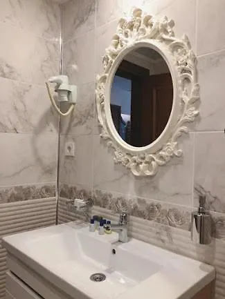 Hotell Bueyuek Levent *