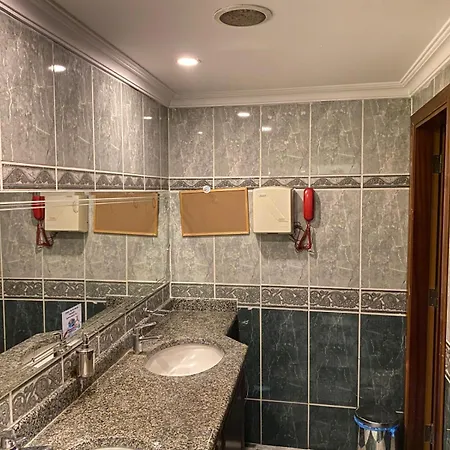 Bueyuek Levent * Стамбул