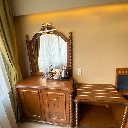 Bueyuek Levent Отель Стамбул