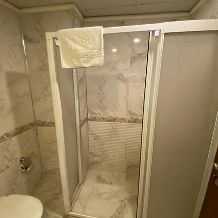 Bueyuek Levent Отель Стамбул