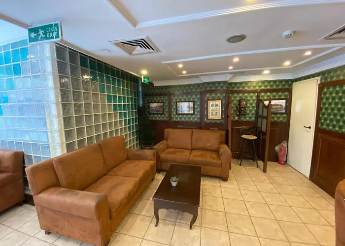 Ξενοδοχείο Bueyuek Levent *