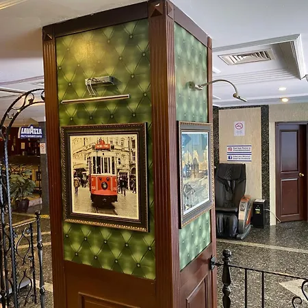 Bueyuek Levent * Стамбул